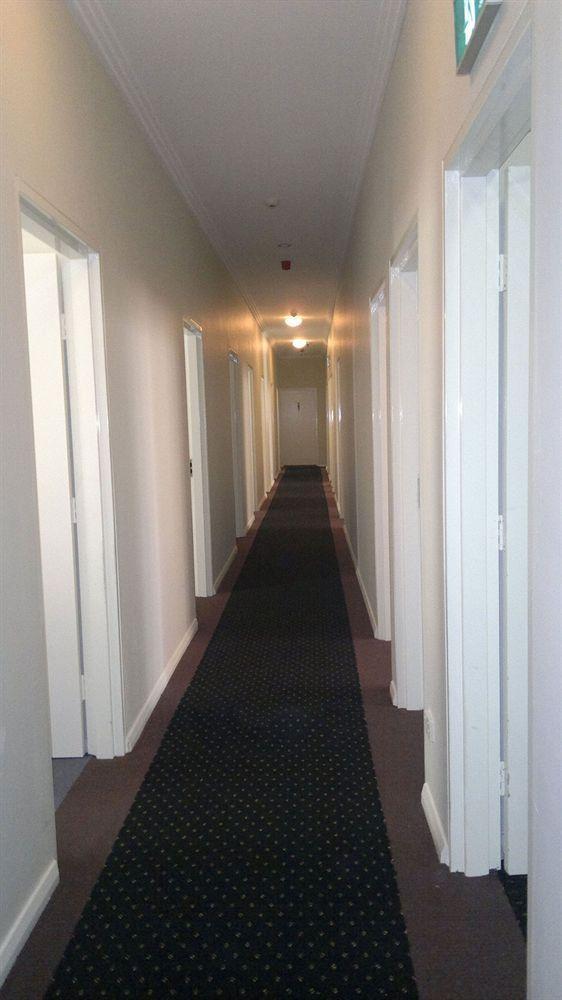 Cooper Lodge Hotel Sidney Exterior foto